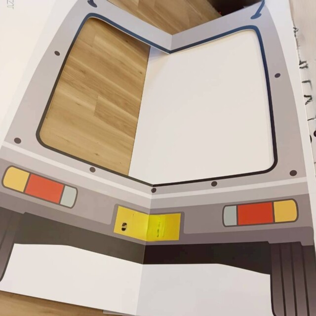 15082　車両型フォトパネル製作（自立タイプ）